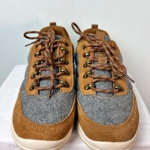 Evolve by Easy Spirit | Women's Sneakers | Brown Suede & Gray Wool Blend | 9.5W